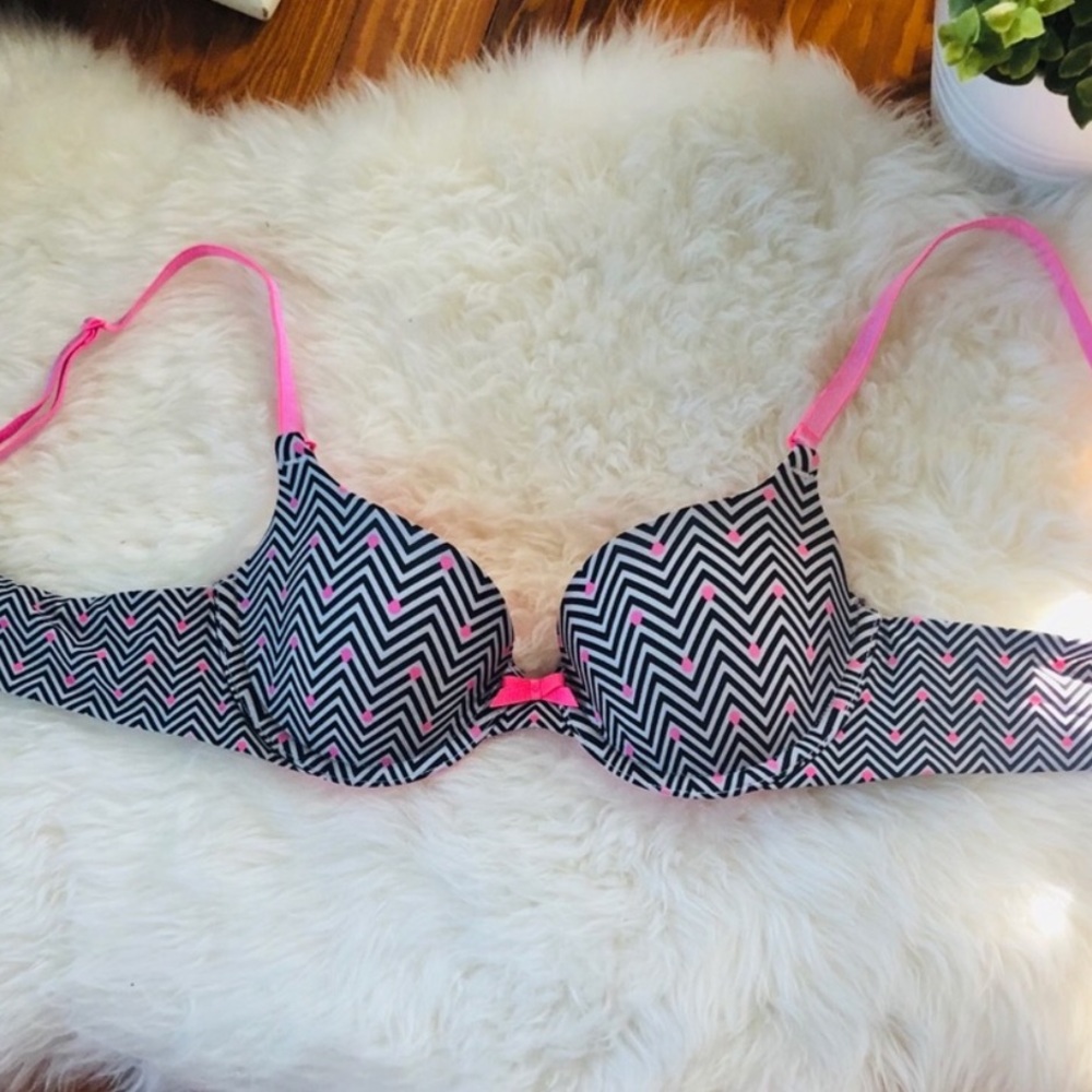 Victoria’s Secret Lightly Lined Demi Bra
